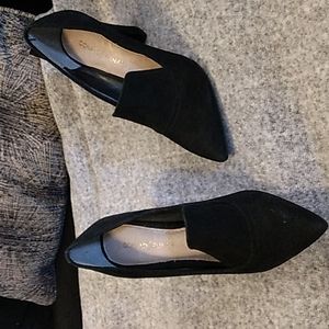 Ladies Fonald/Pliner Heels